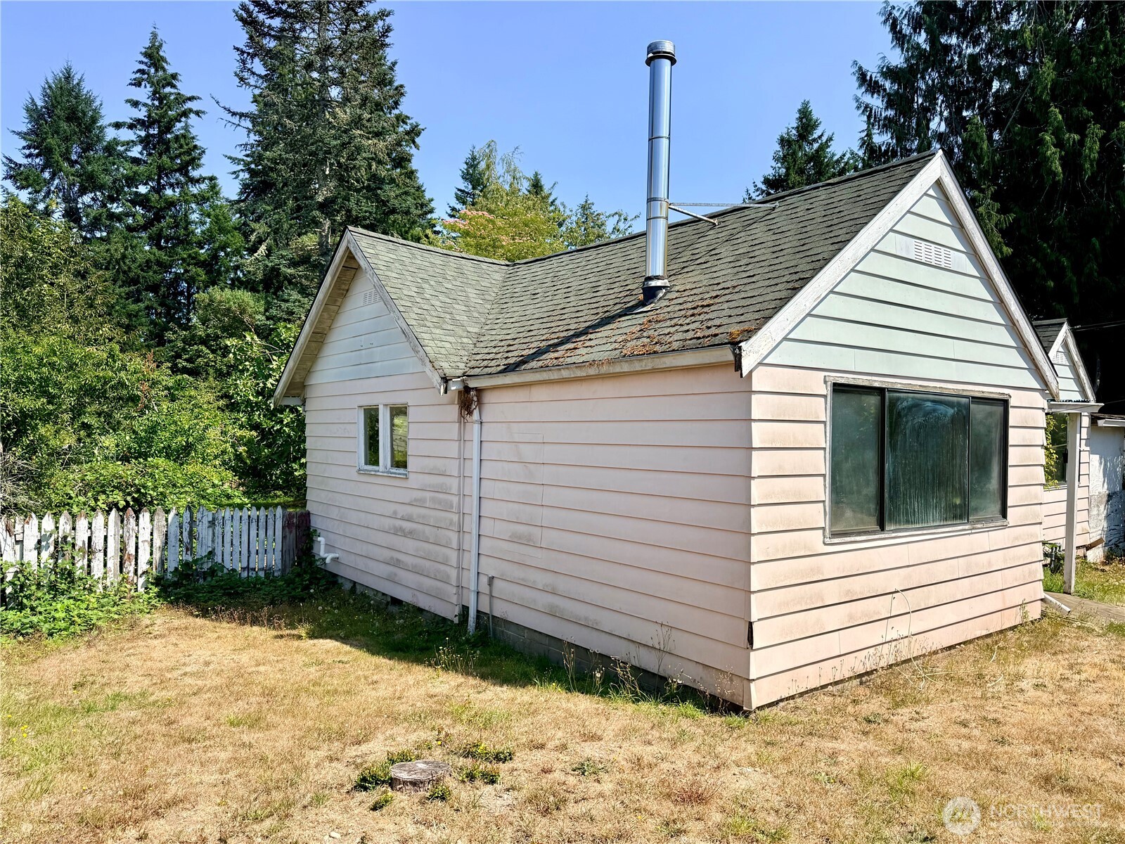 1919 Guy Wetzel Road Property Photo 11