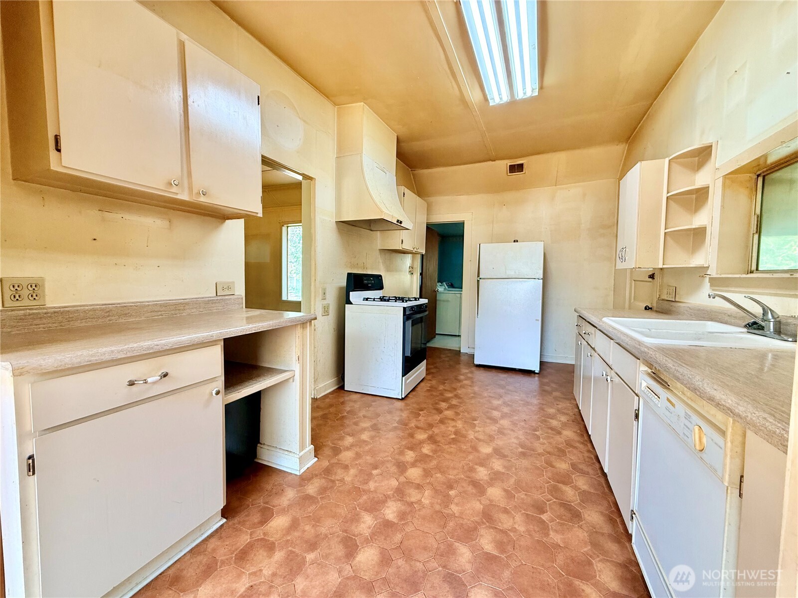 1919 Guy Wetzel Road Property Photo 16