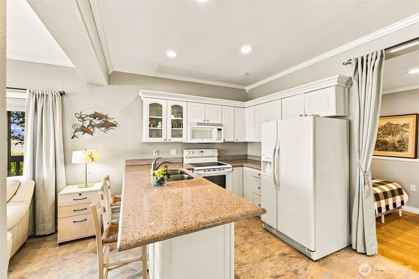 1626 Beach Drive Property Photo 24