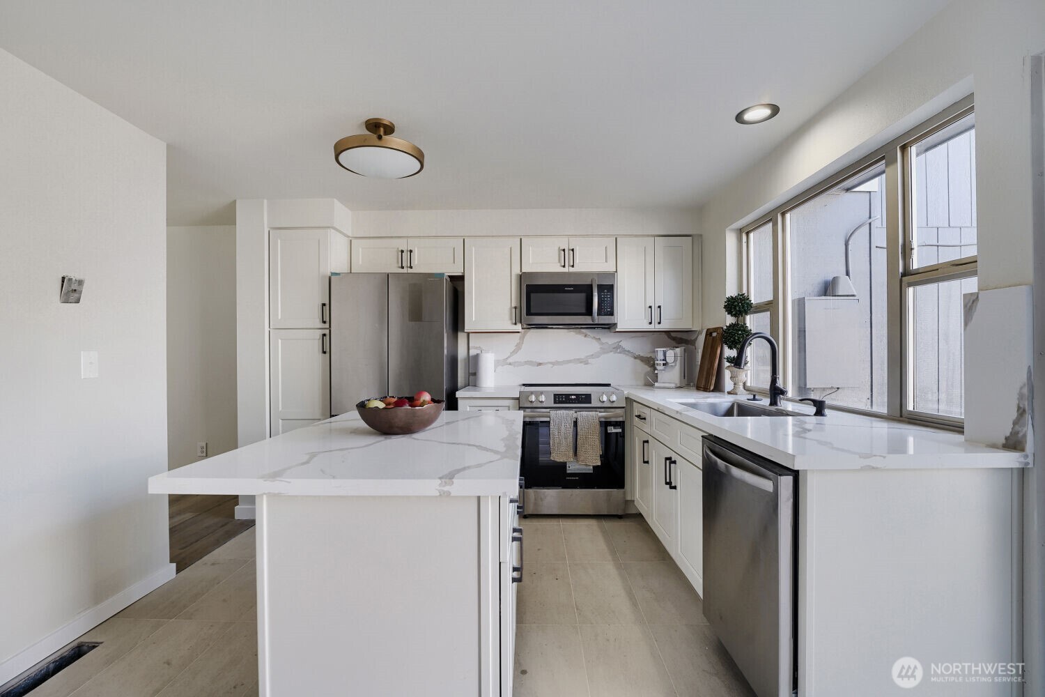8626 Onyx Drive D Property Photo 10
