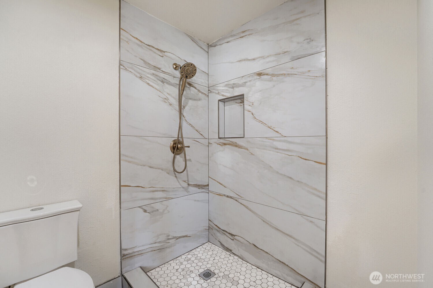 8626 Onyx Drive D Property Photo 16