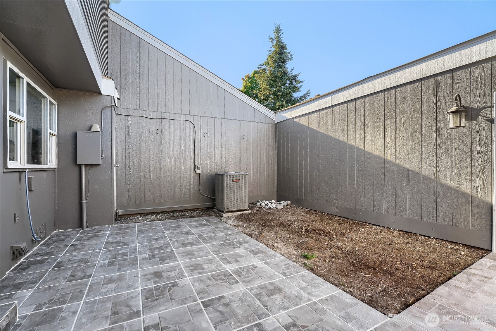 8626 Onyx Drive D Property Photo 22