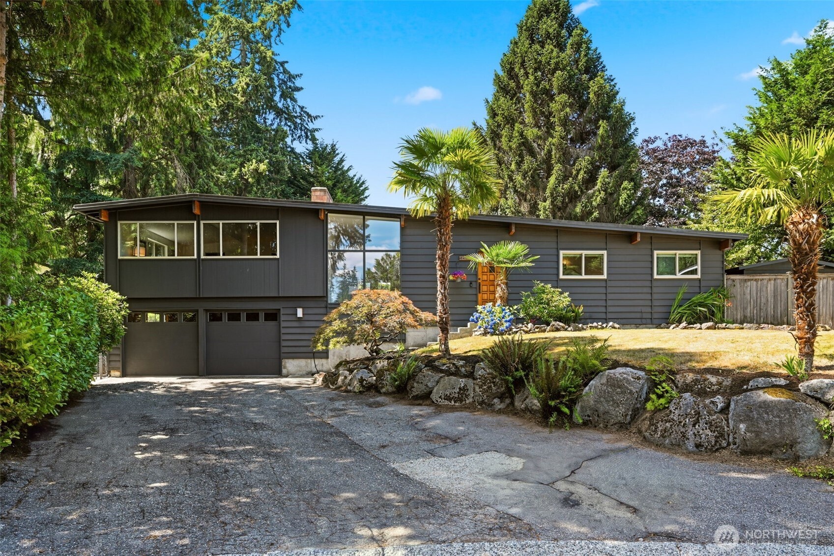 22022 78th Place Property Photo 2