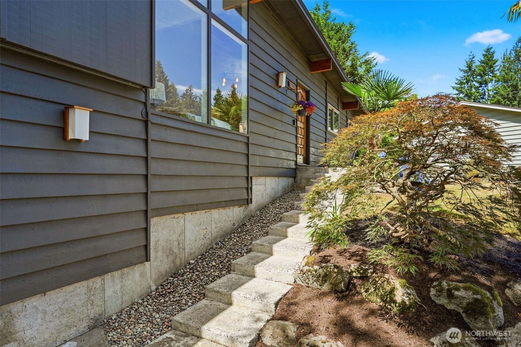 22022 78th Place Property Photo 3