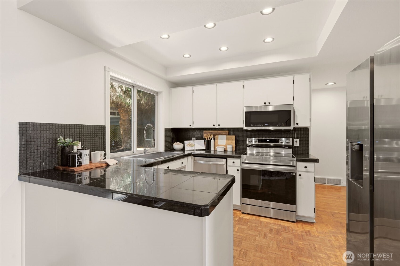 22022 78th Place Property Photo 12