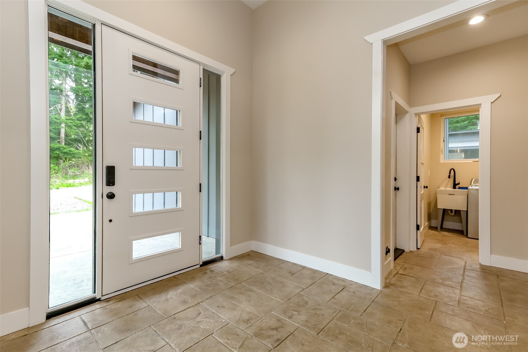 14886 Wilkeson Spiketon Road Property Photo 4
