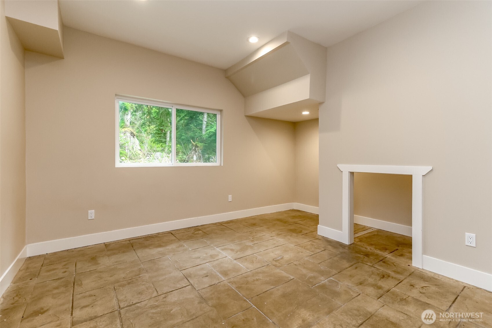 14886 Wilkeson Spiketon Road Property Photo 7