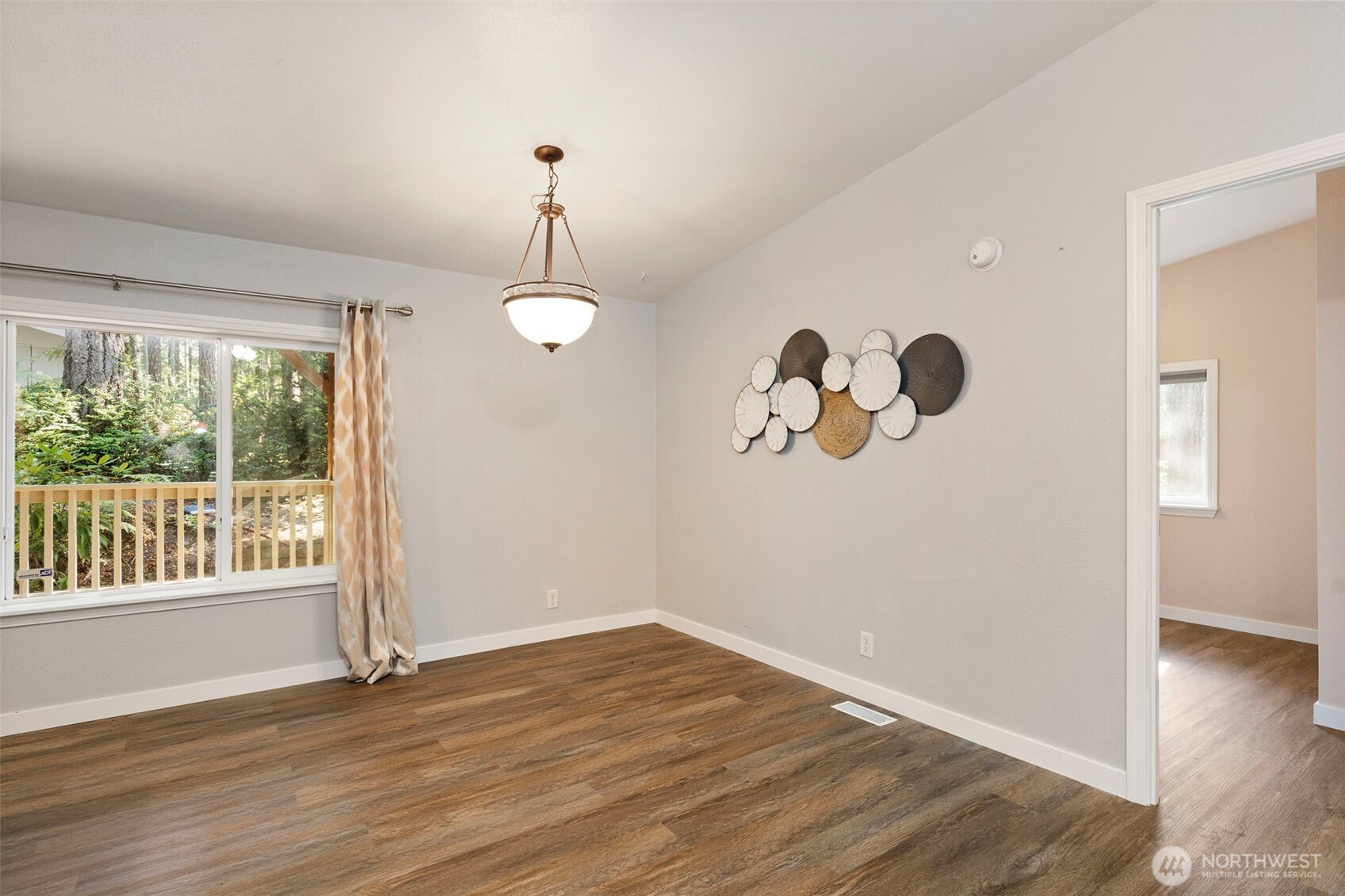 111 Ne Collins Drive Property Photo 15