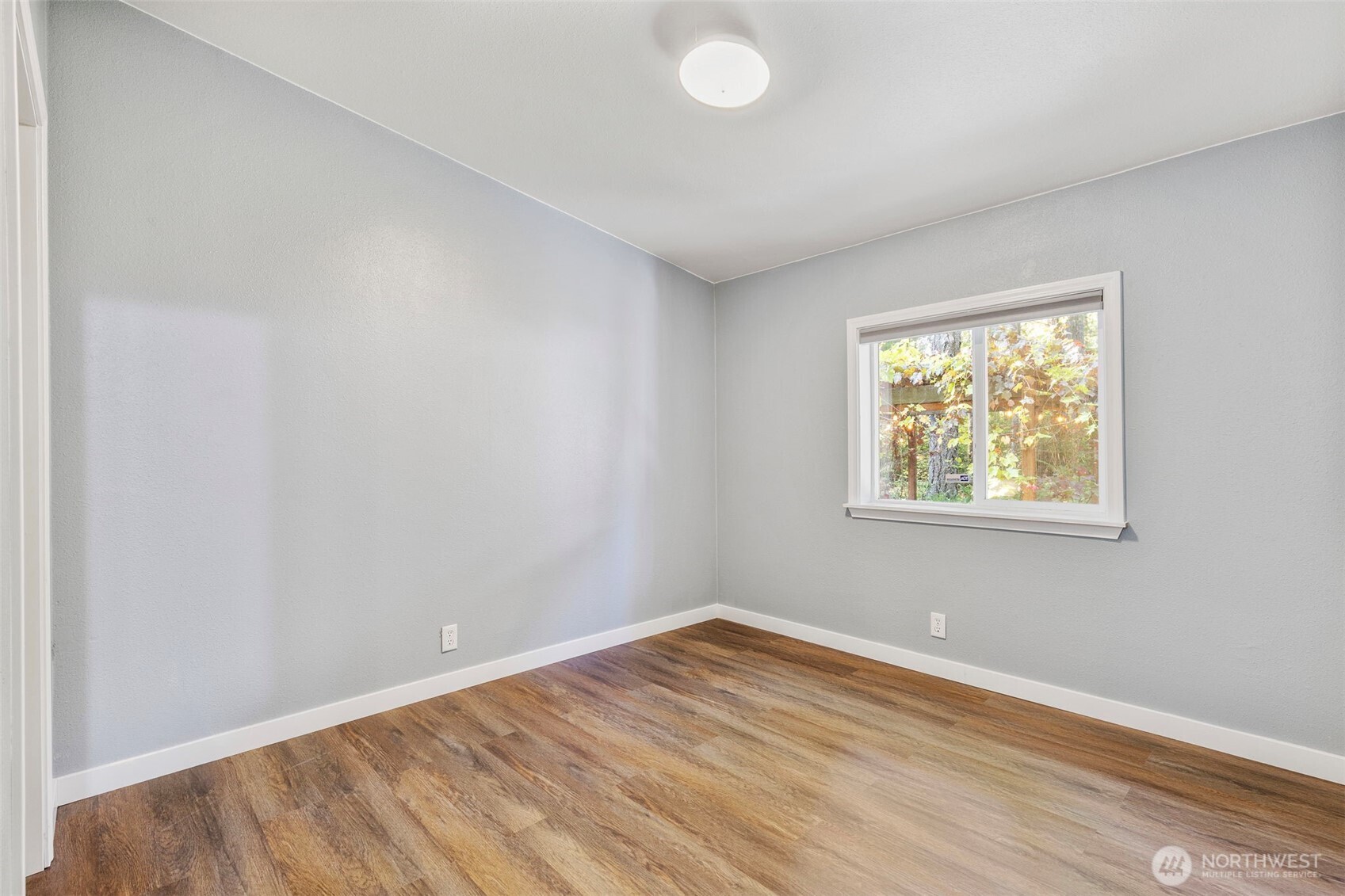 111 Ne Collins Drive Property Photo 16