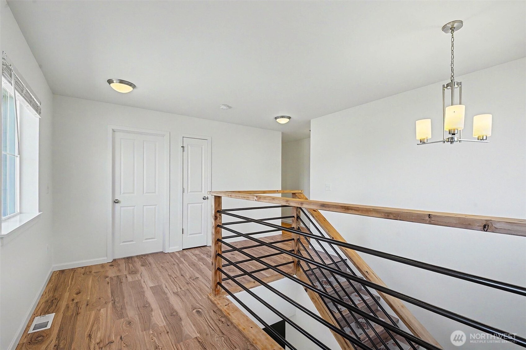 924 S 134th Street Property Photo 10