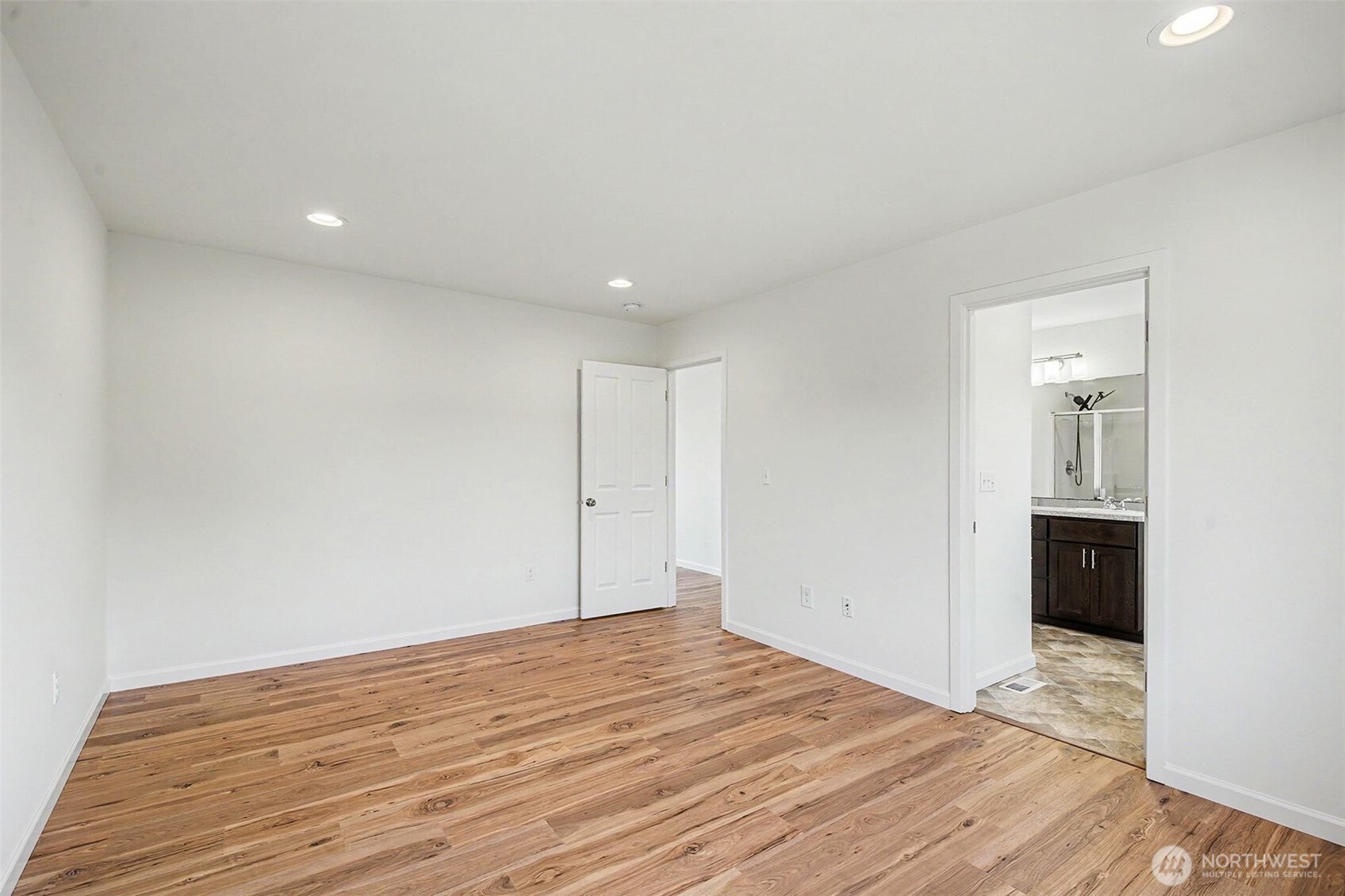 924 S 134th Street Property Photo 20