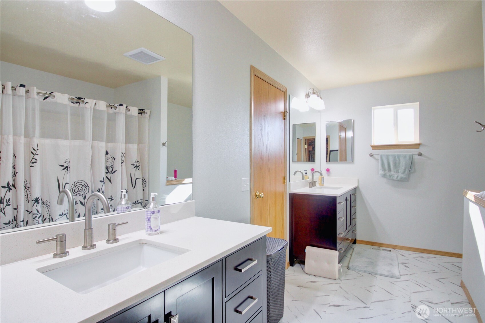 4651 Nooksack Loop Property Photo 18