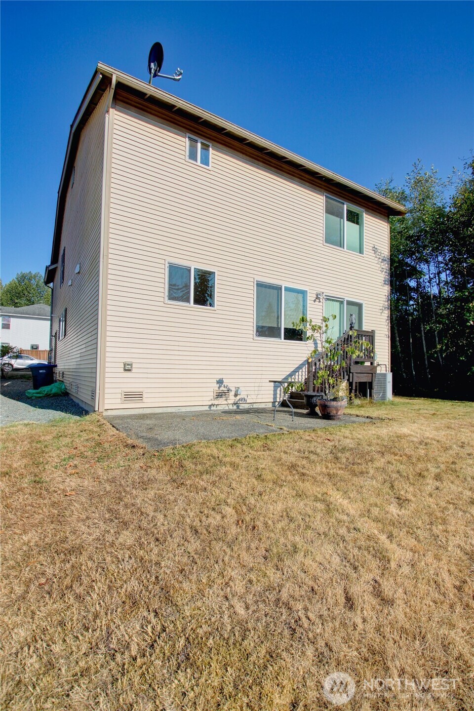 4651 Nooksack Loop Property Photo 28