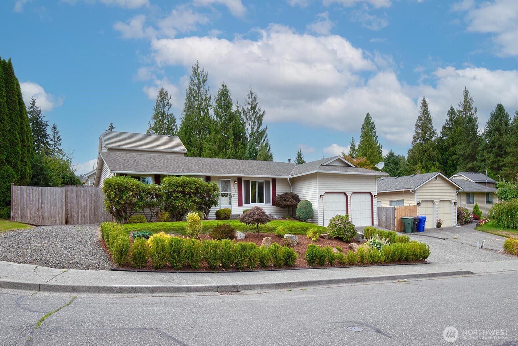 10610 4th Drive Property Photo 1
