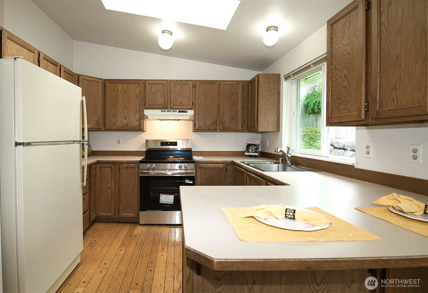 10610 4th Drive Property Photo 8