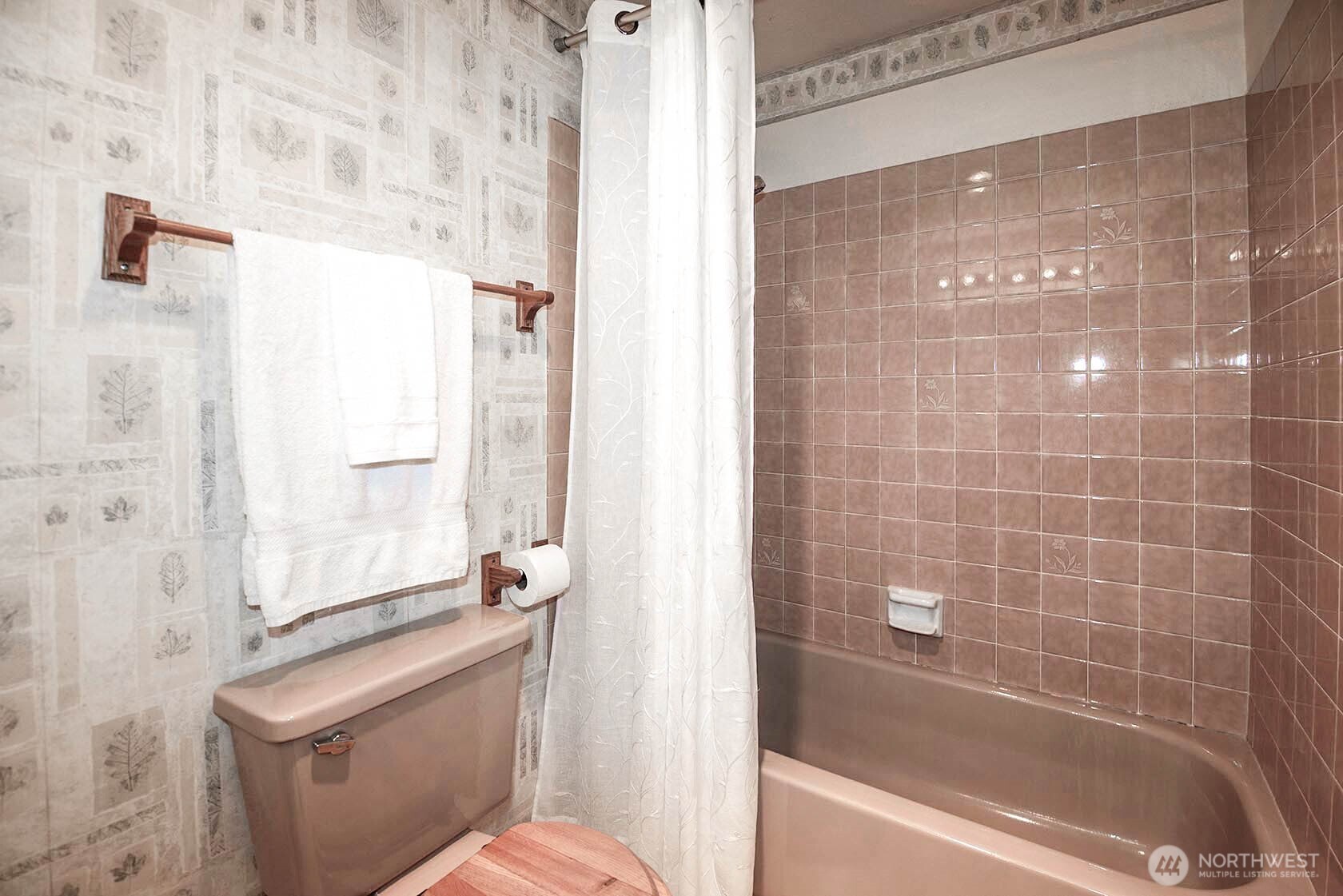 10610 4th Drive Property Photo 12