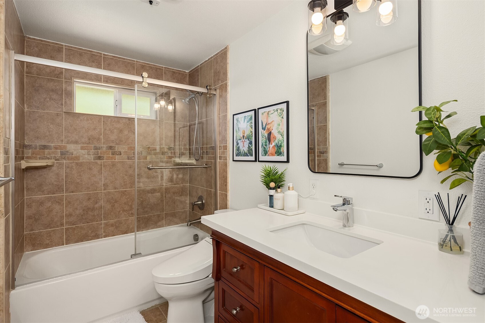 2502 Ne 68th Street Property Photo 20