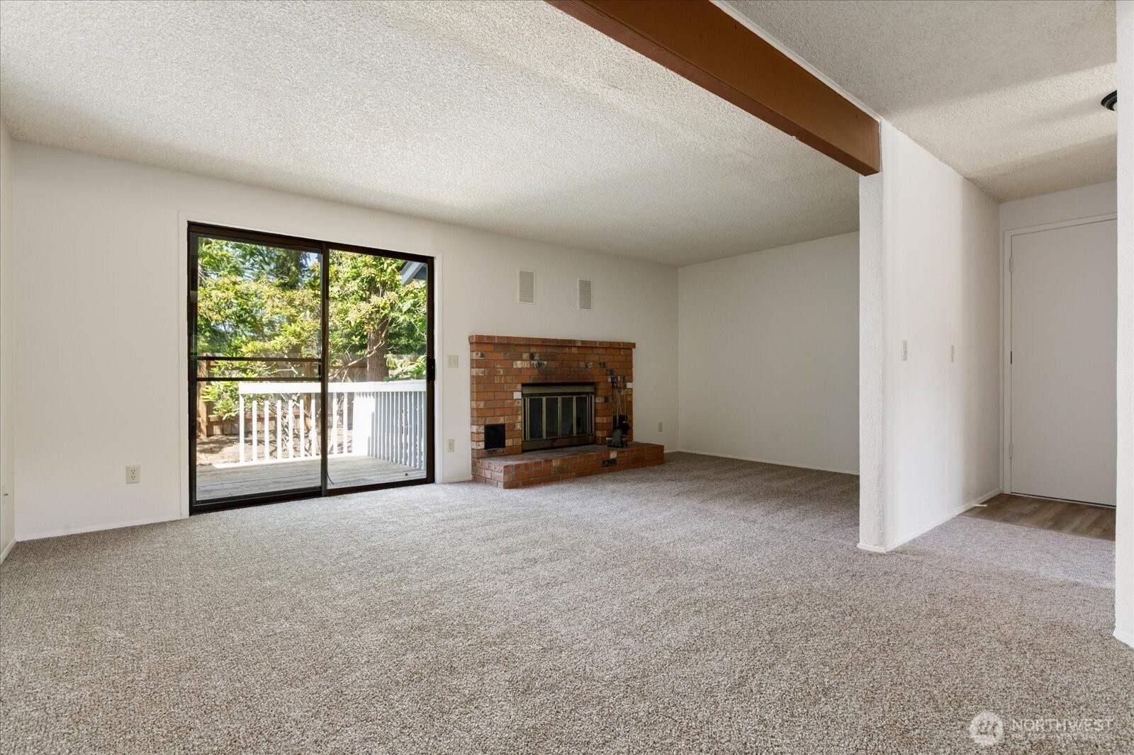 1234 Nw Lanyard Loop 1 Property Photo 6