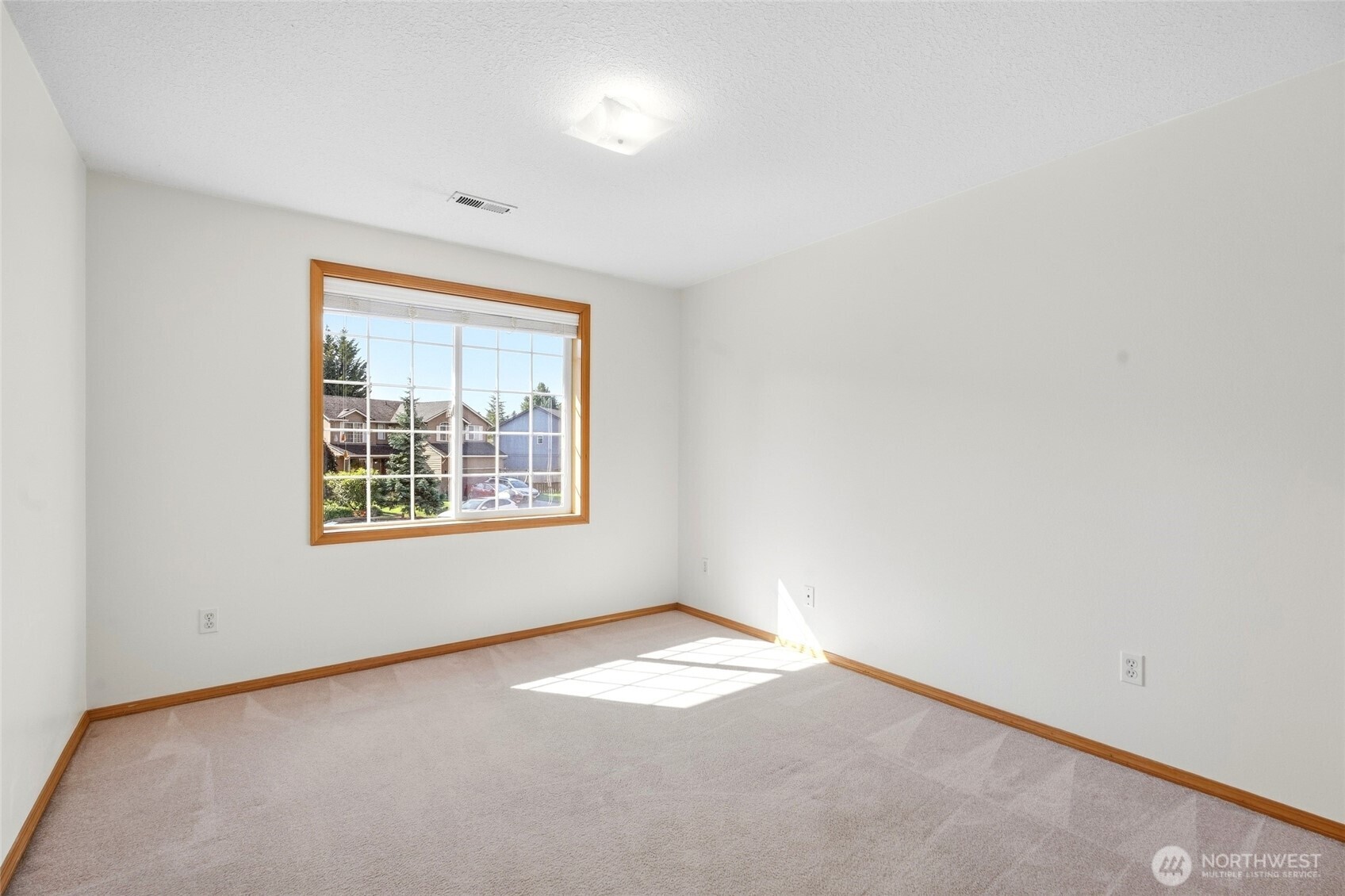 16406 Ne 35th Street Property Photo 25