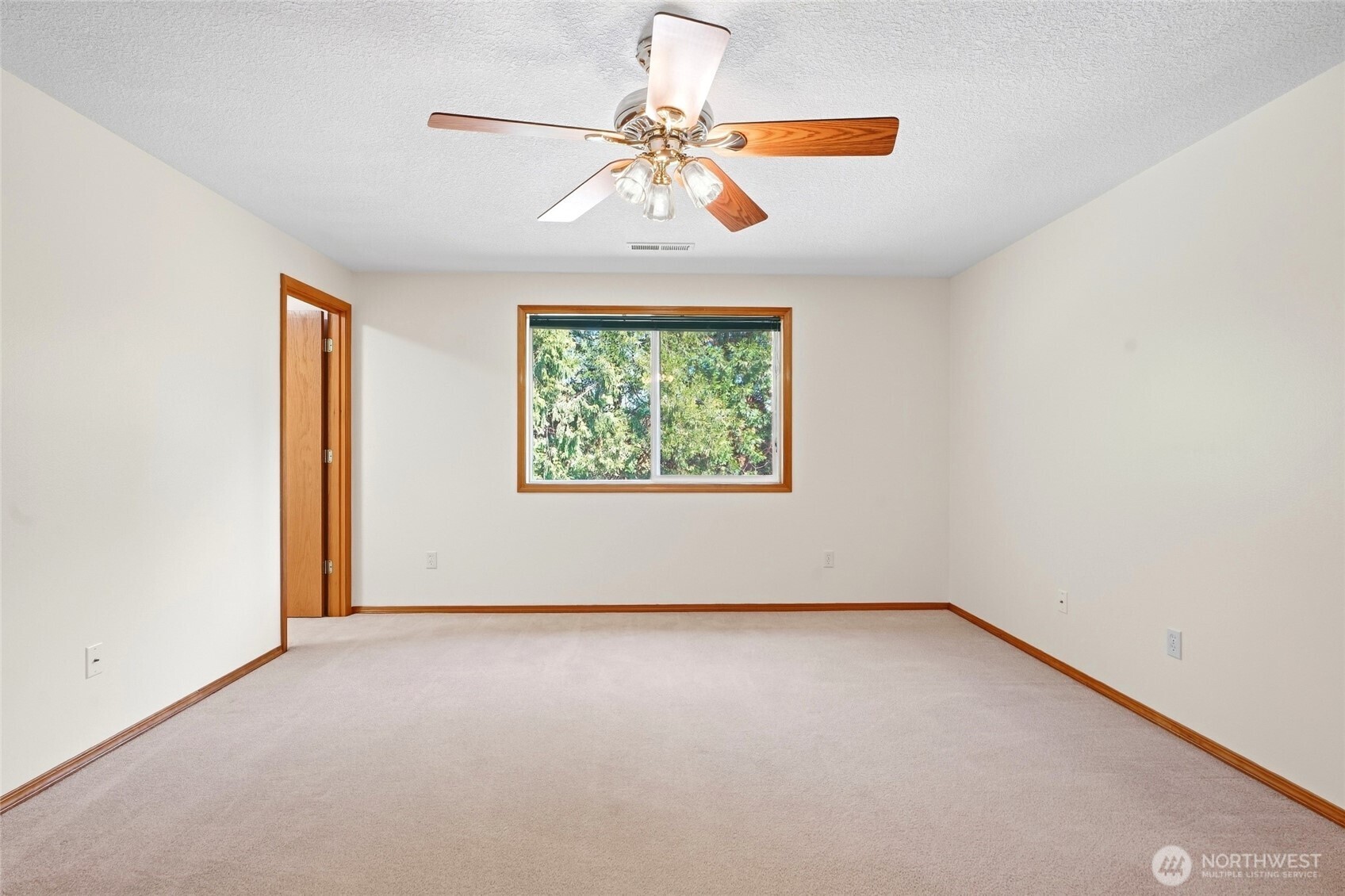16406 Ne 35th Street Property Photo 26