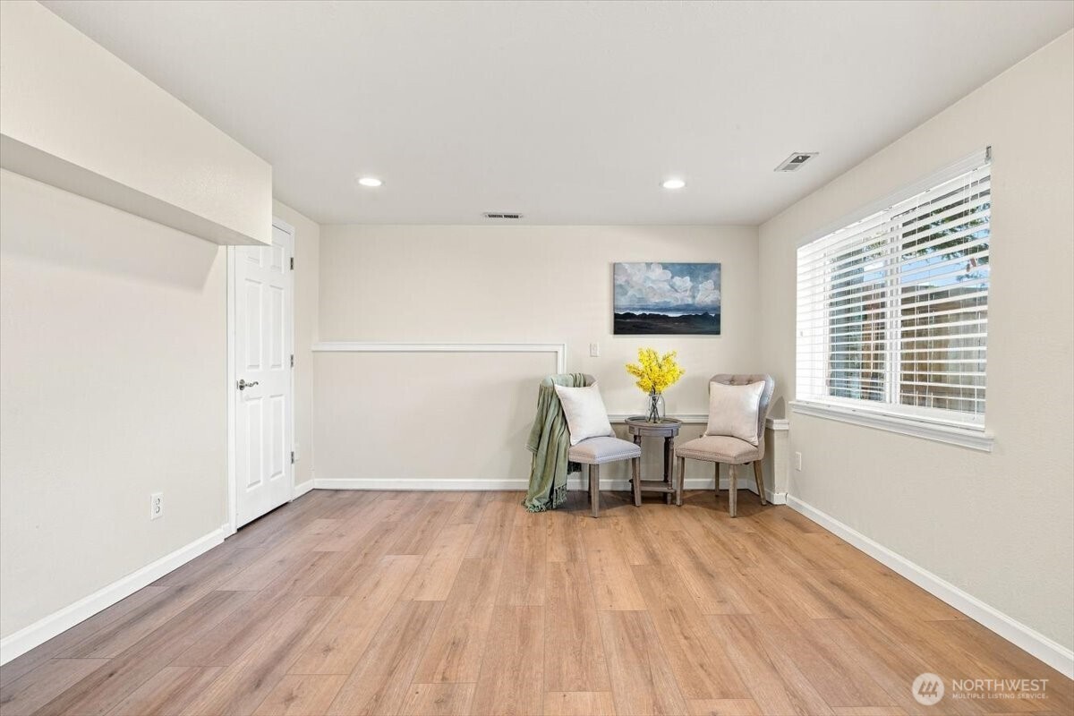 1104 N Fellows Drive Property Photo 31