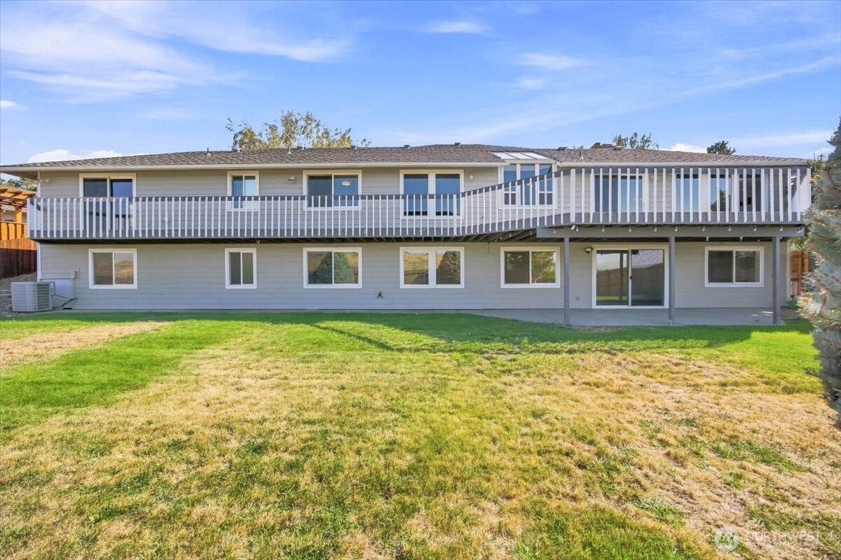 1104 N Fellows Drive Property Photo 36