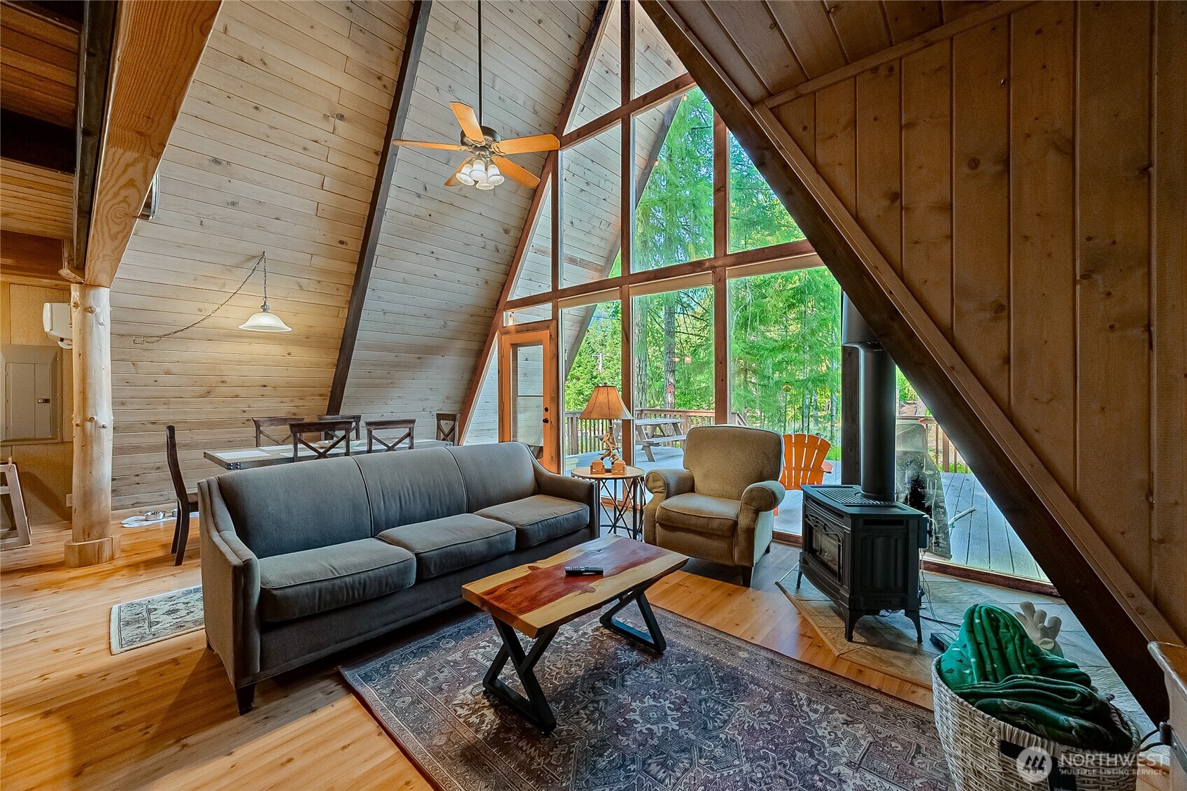 171 Timberline Drive Property Photo 3