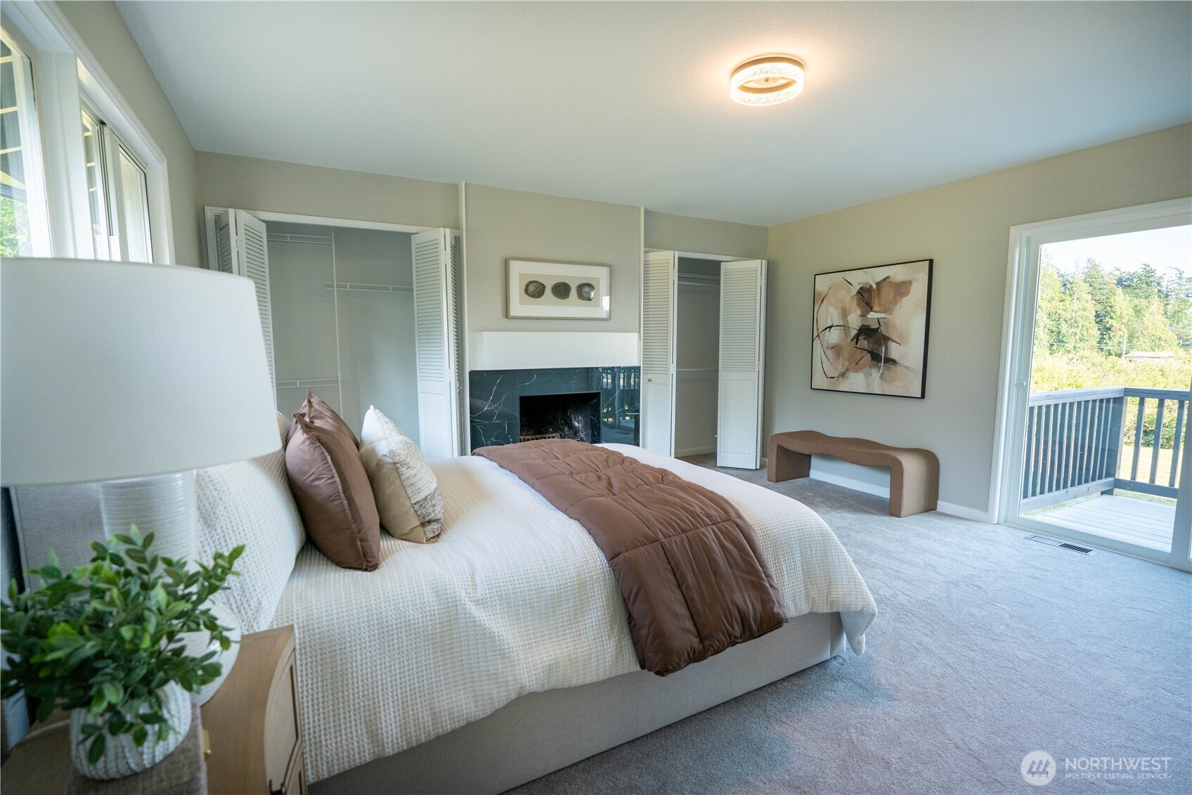 15210 Gibralter Road Property Photo 11