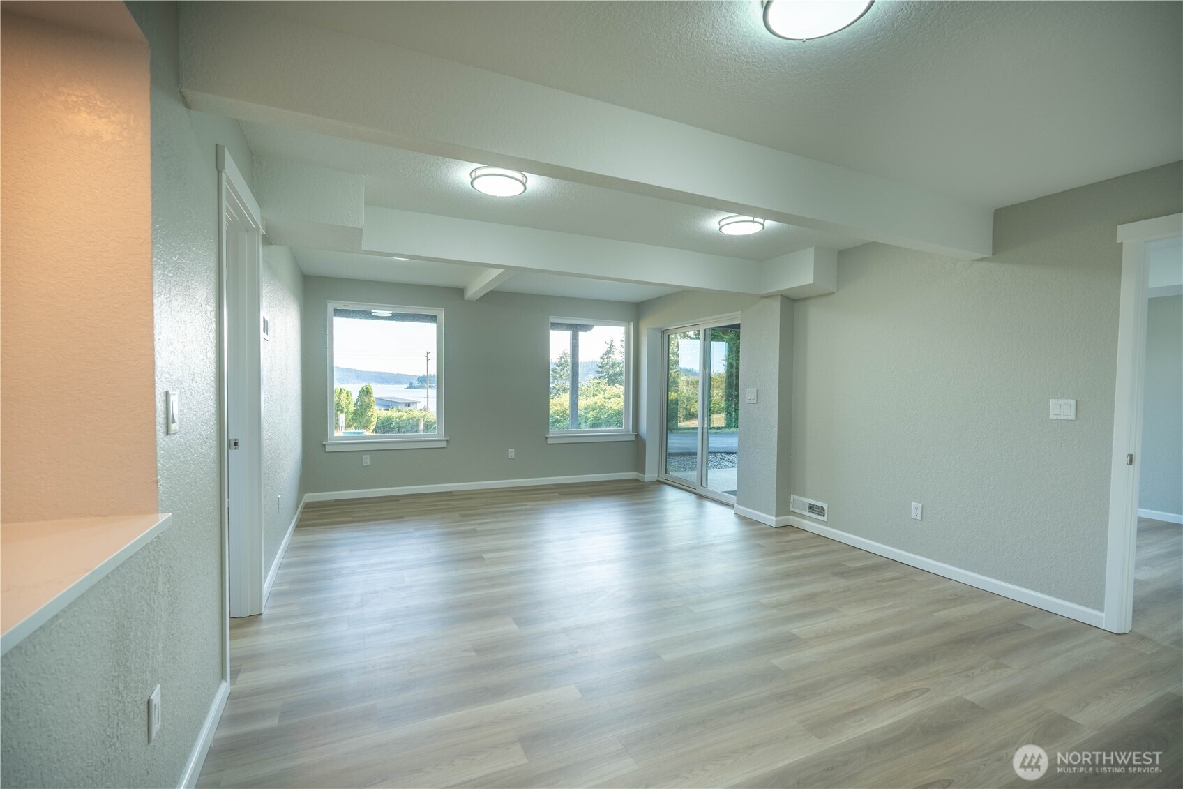 15210 Gibralter Road Property Photo 15