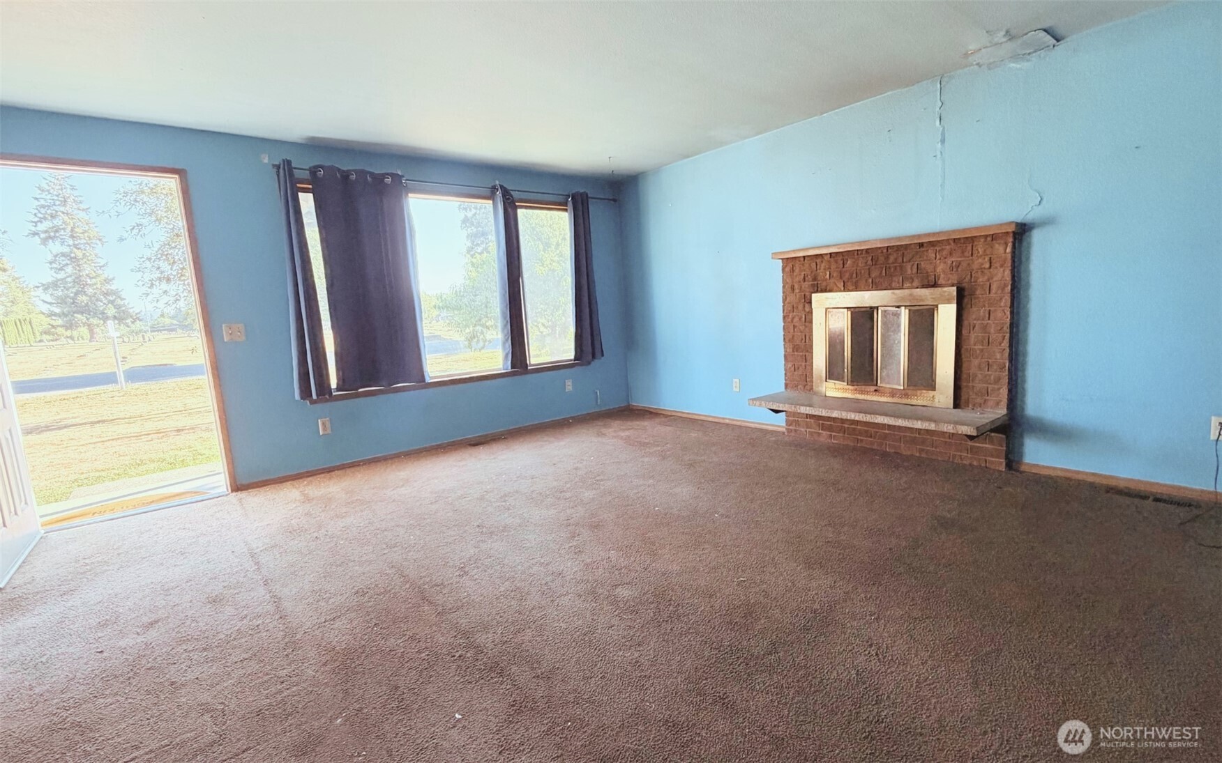 20291 Aliston Lane Property Photo 6