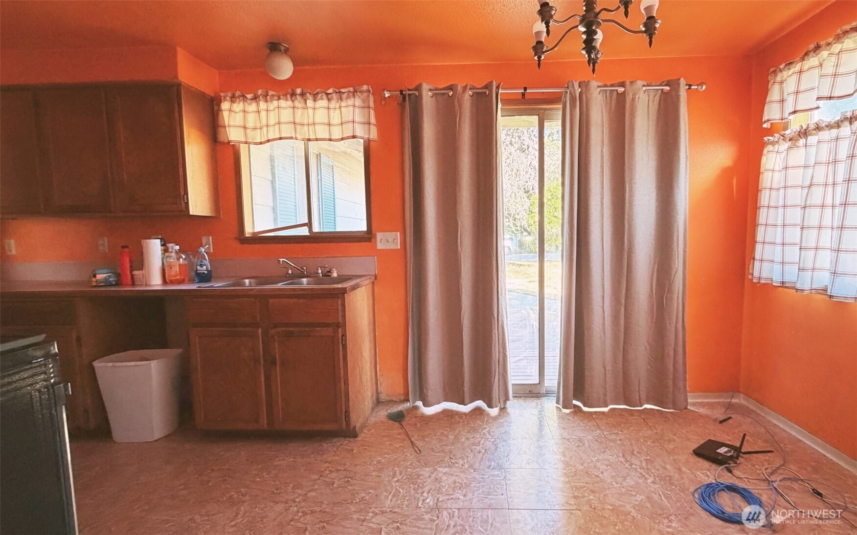 20291 Aliston Lane Property Photo 7