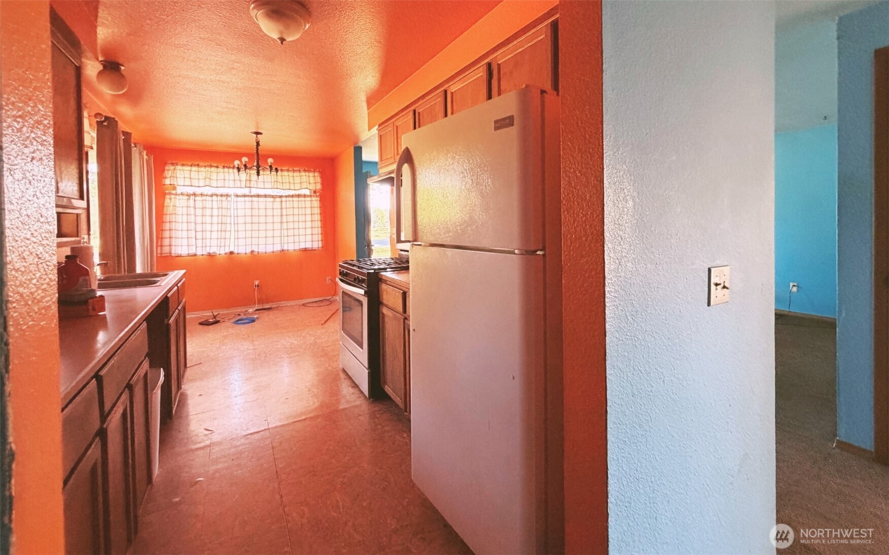 20291 Aliston Lane Property Photo 14