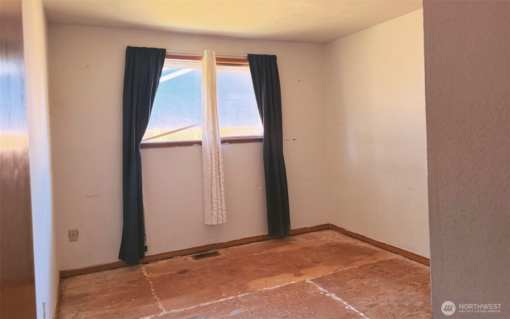 20291 Aliston Lane Property Photo 16