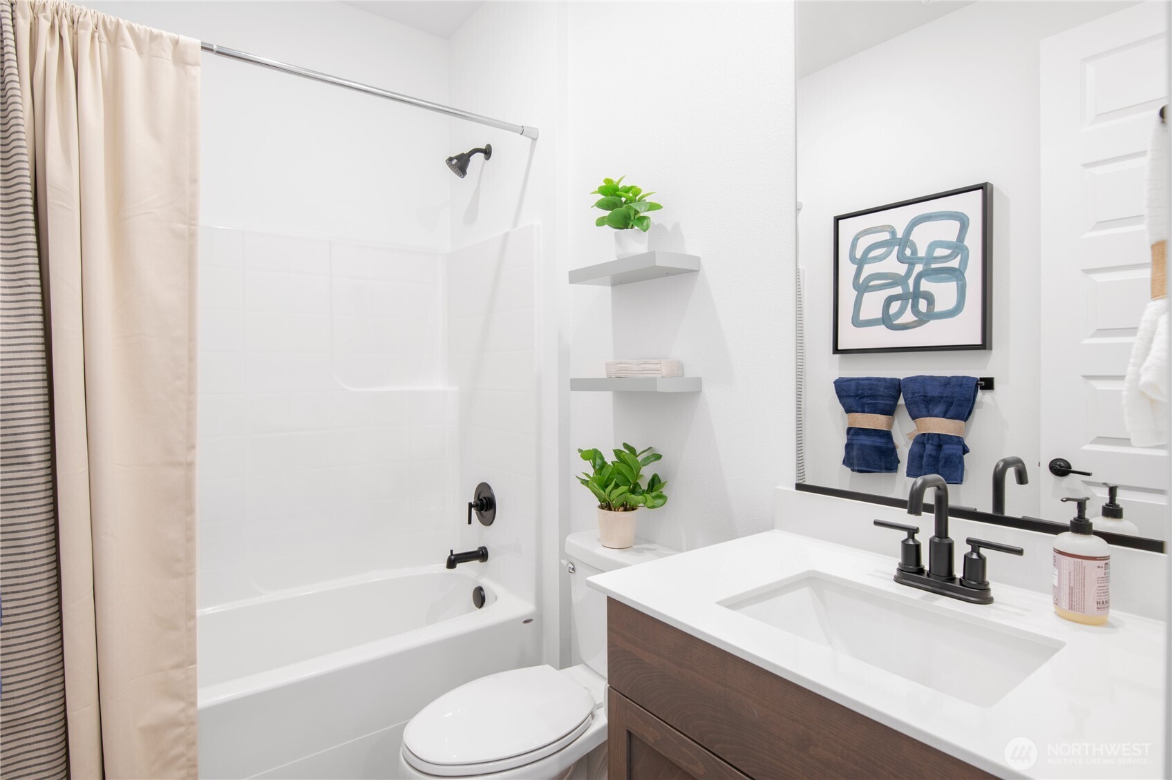 1125 Folgate Drive Property Photo 10