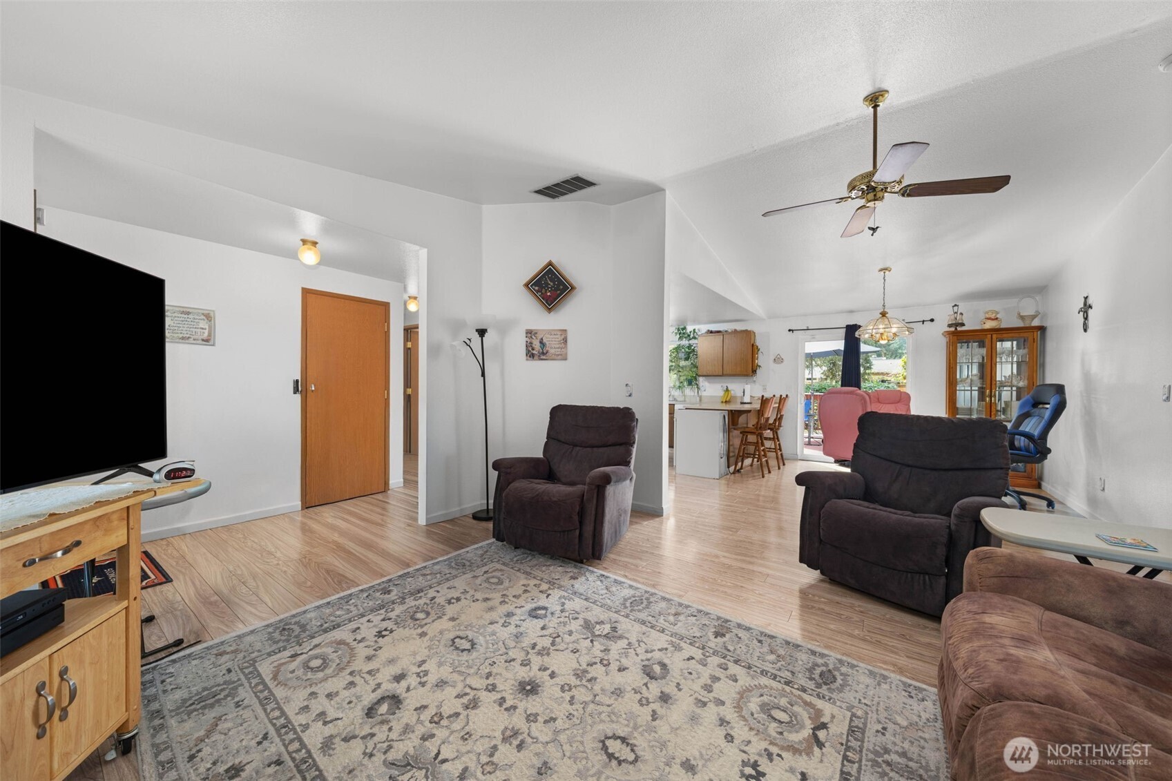 20608 116th Street Ct. E Property Photo 3