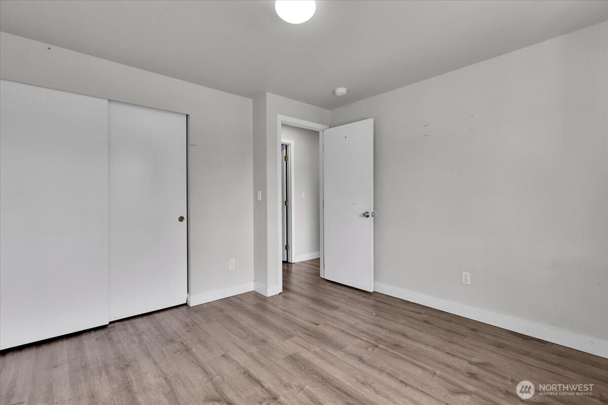 8415 199th Street Ct Property Photo 23