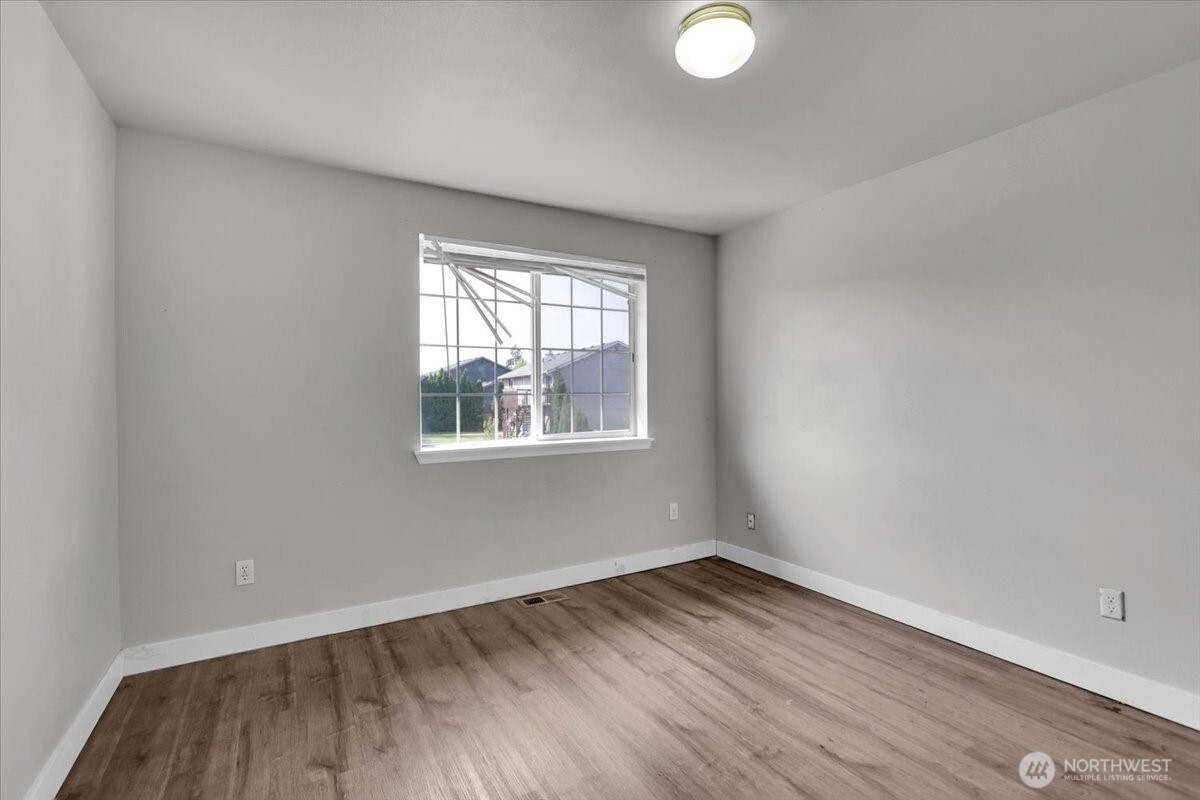 8415 199th Street Ct Property Photo 24