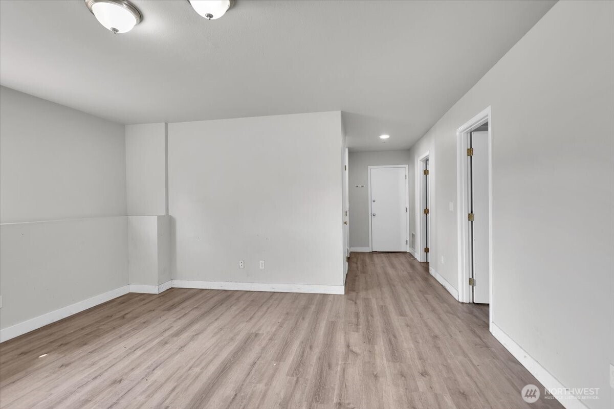 8415 199th Street Ct Property Photo 29