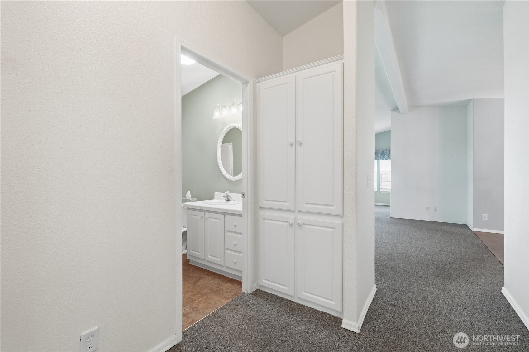 1908 177th Street Ct 33 Property Photo 22