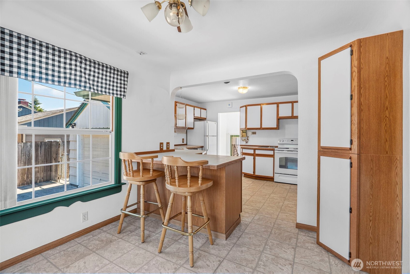 2205 Ocean Beach Highway Property Photo 9