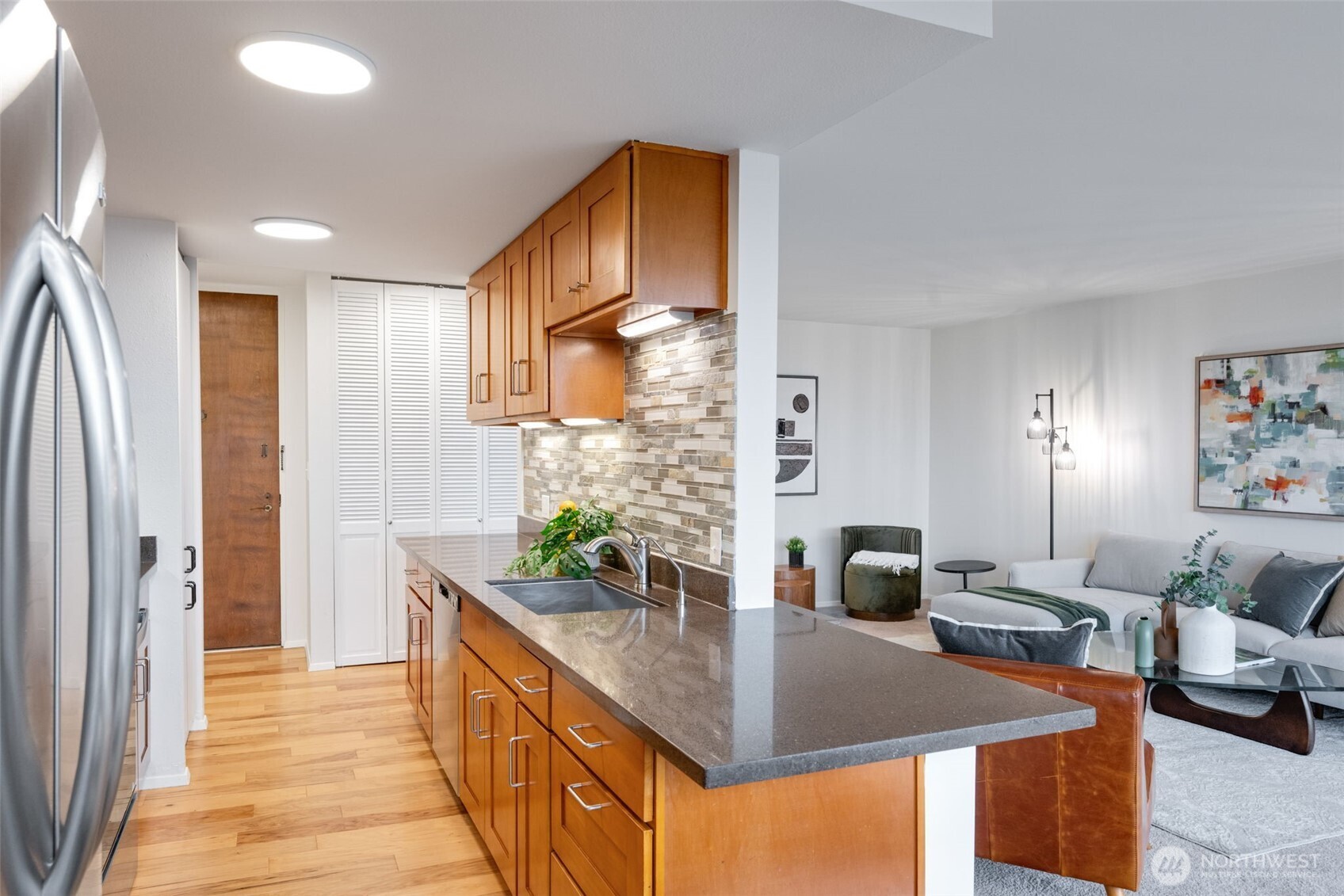 601 Belmont Avenue B2 Property Photo 9