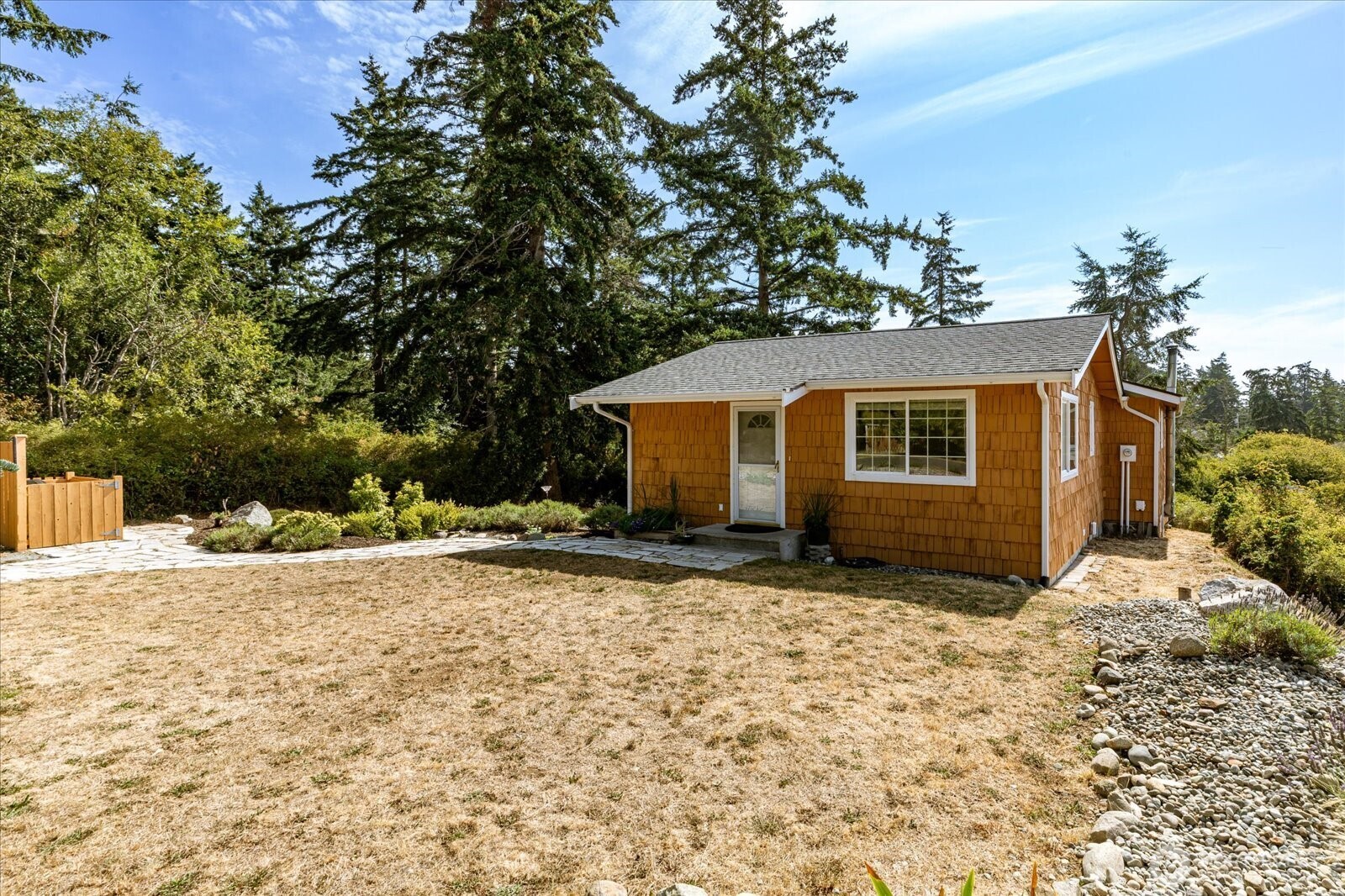 1002 Carl Avenue Property Photo 3