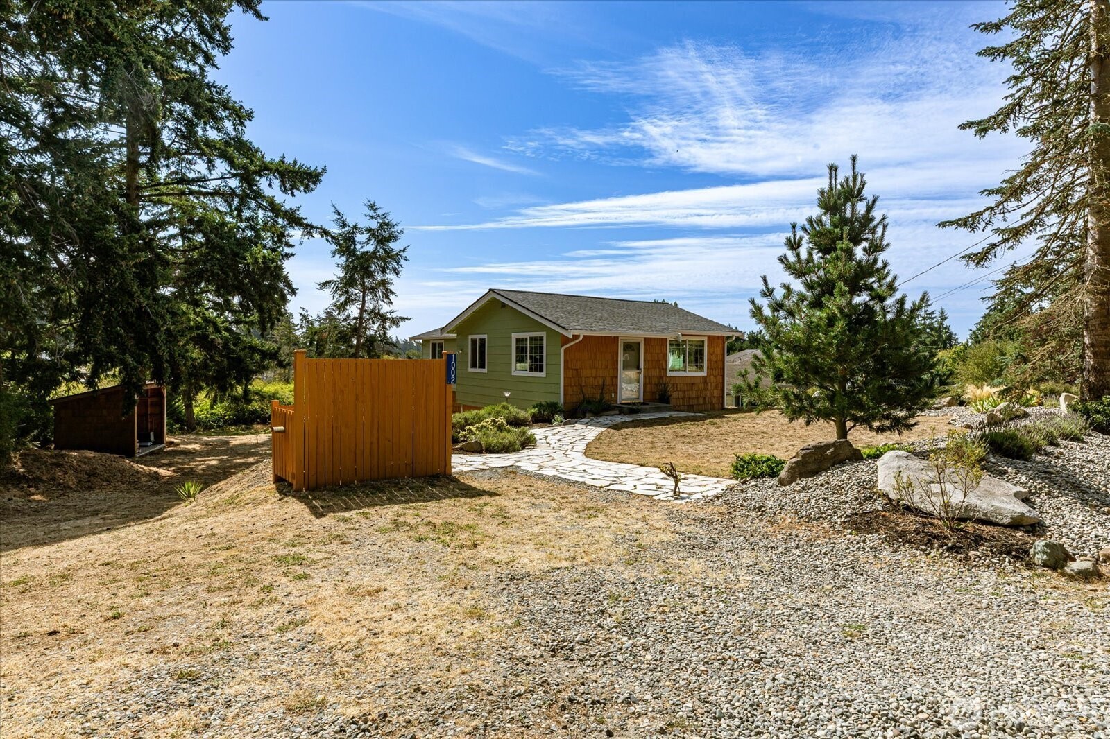 1002 Carl Avenue Property Photo 4