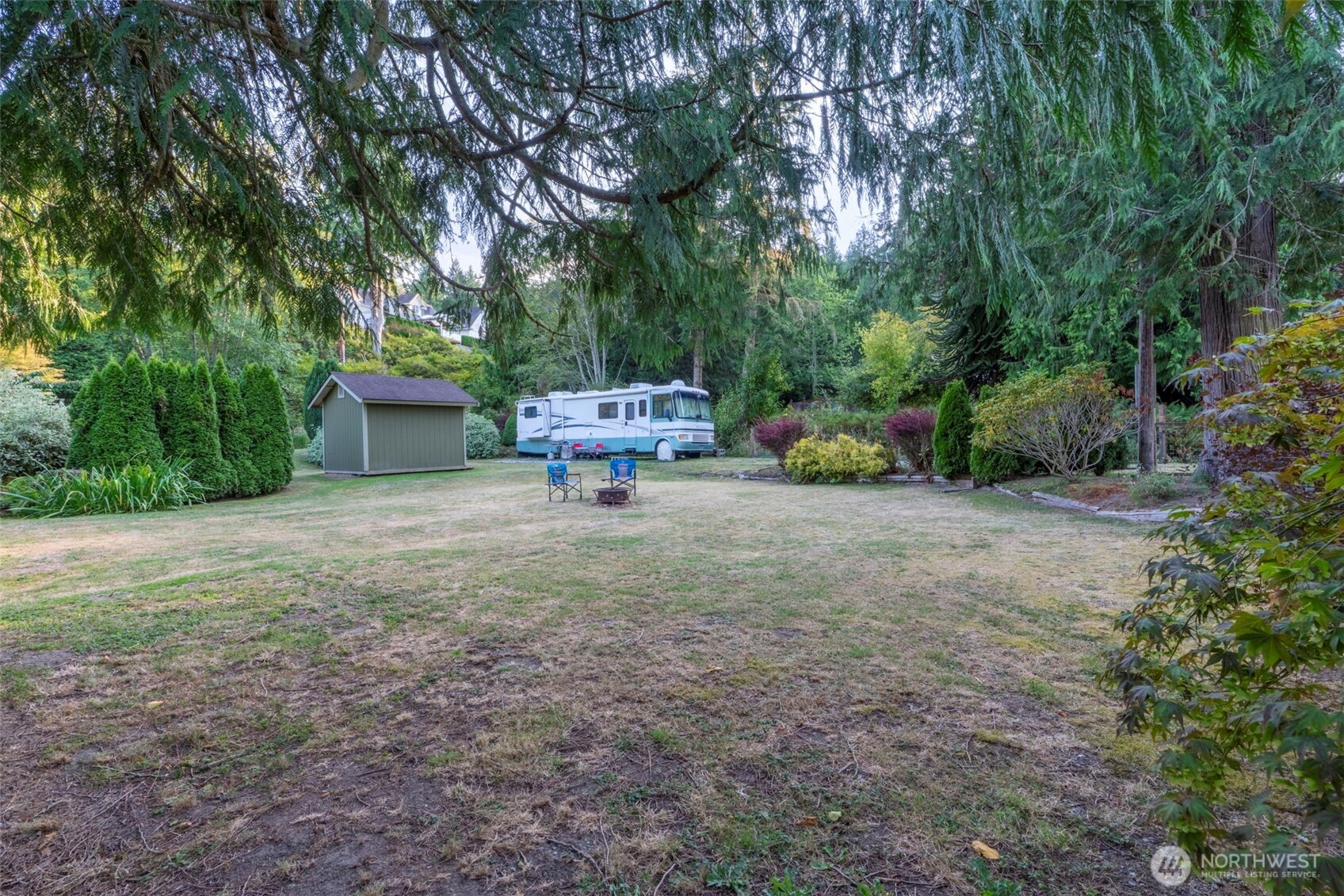 71 W Cedar Property Photo 8