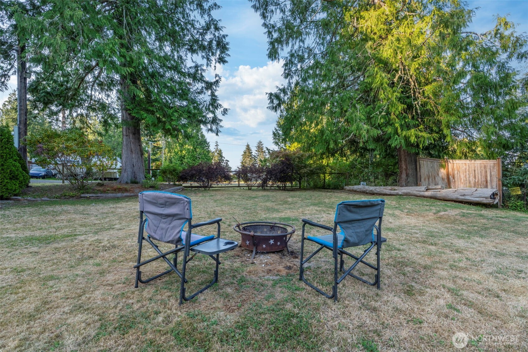 71 W Cedar Property Photo 9