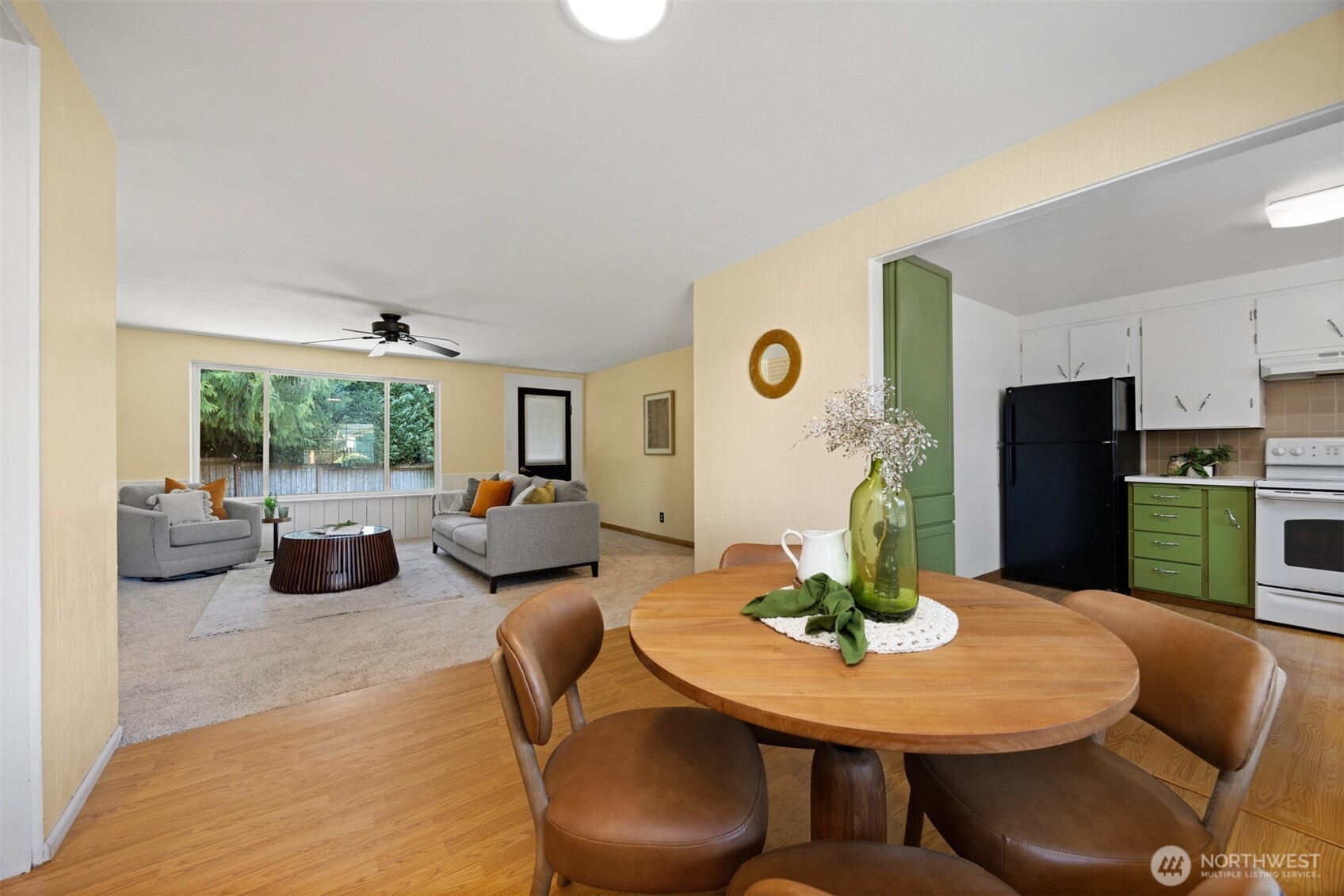 21711 Sterling Drive Property Photo 3