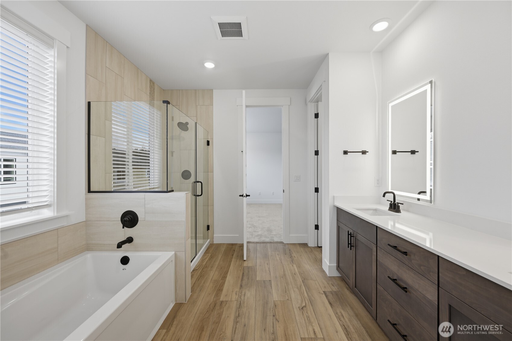 20214 165th Street Property Photo 14