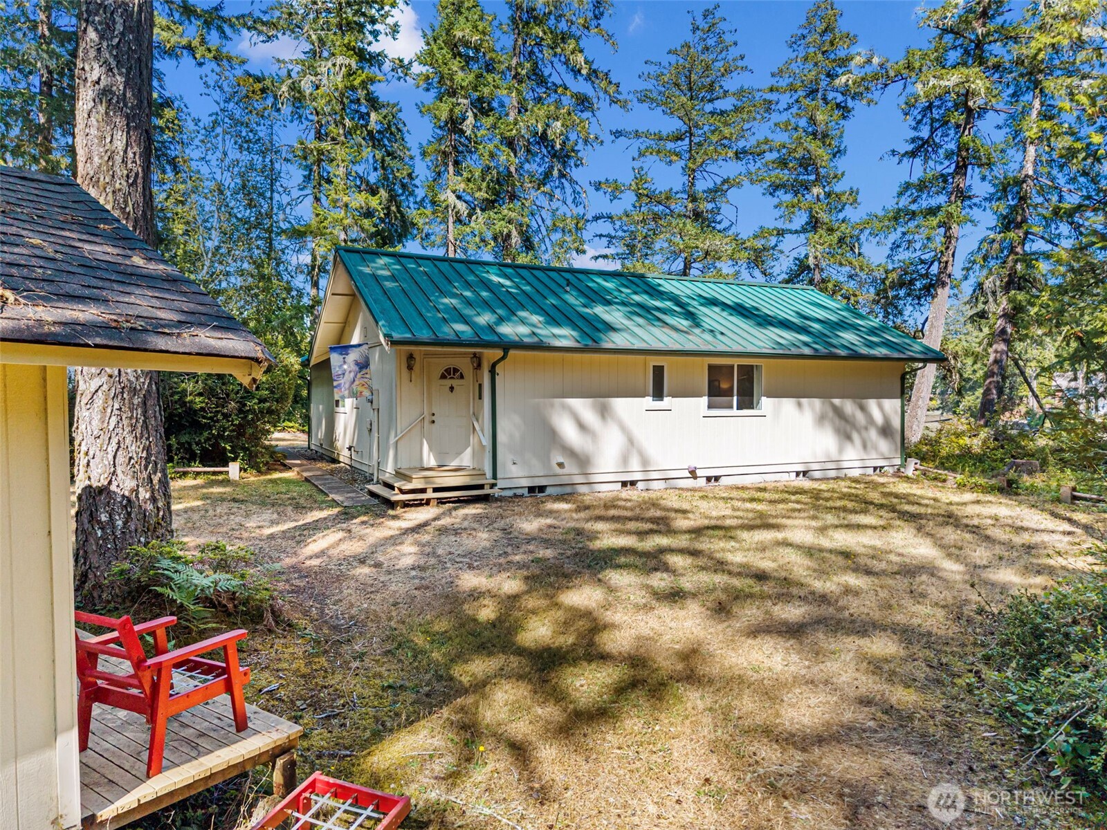 150 E Haskell Hill Road Property Photo 7