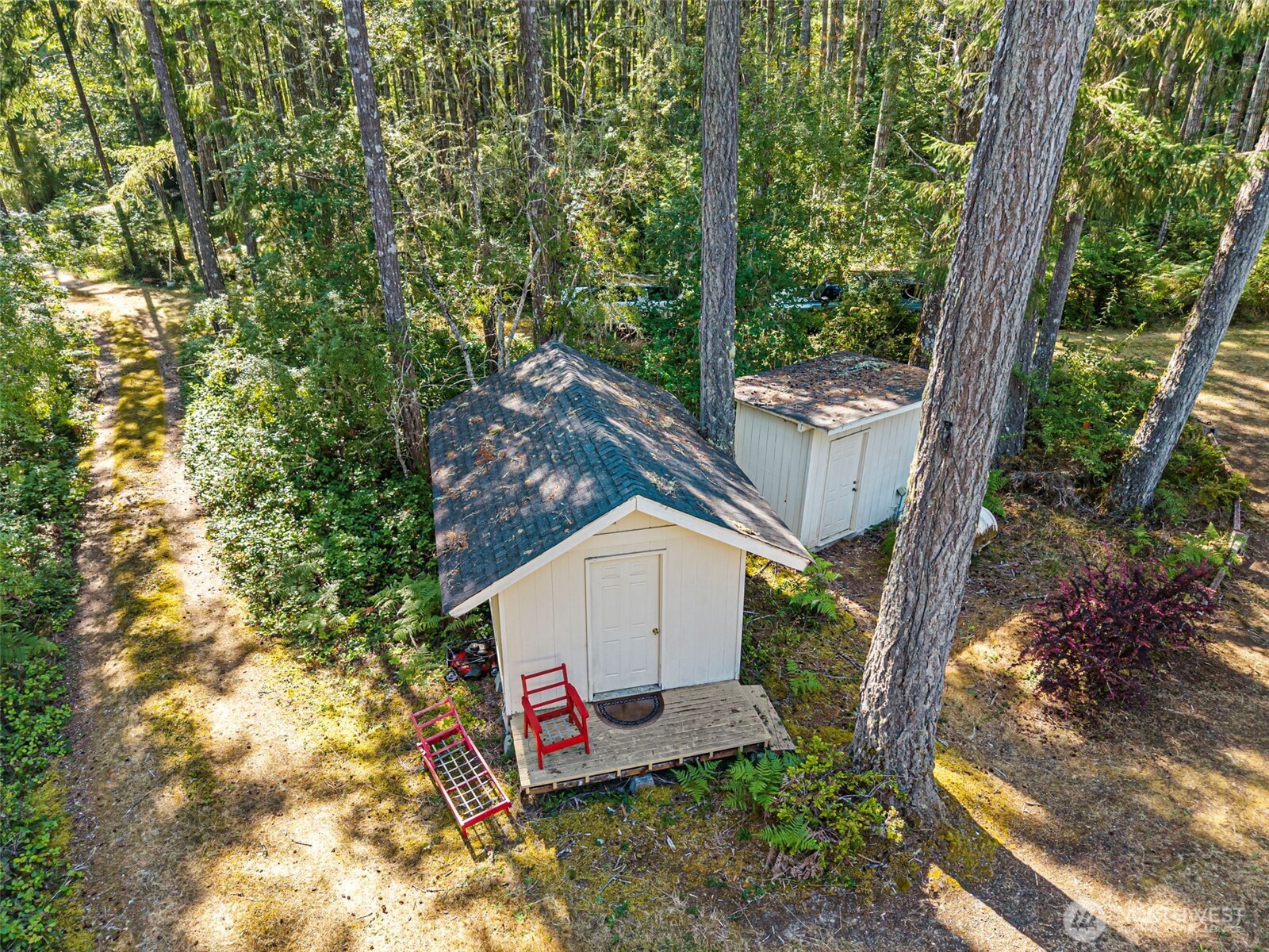 150 E Haskell Hill Road Property Photo 8