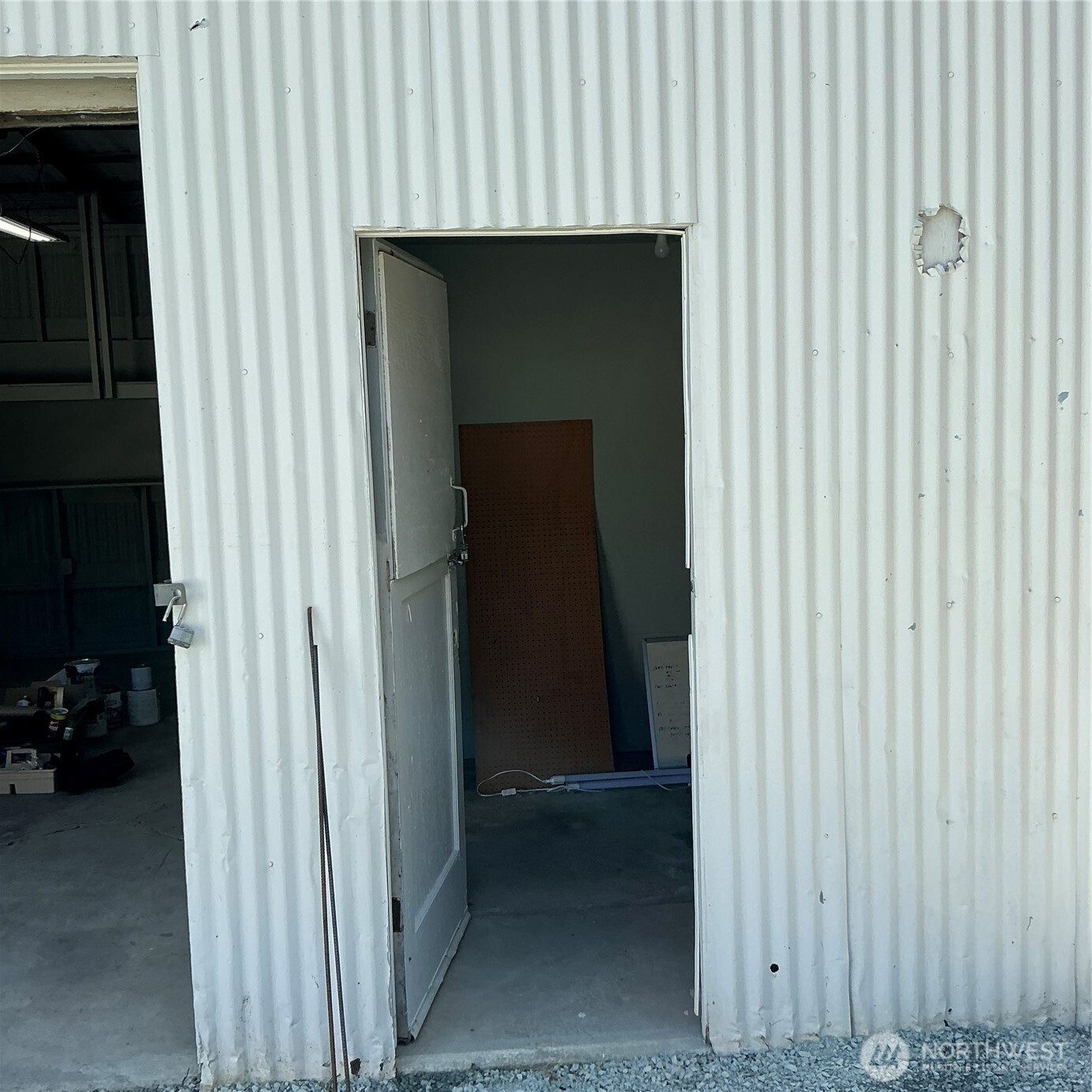 325 Hawthorne Street Property Photo 28